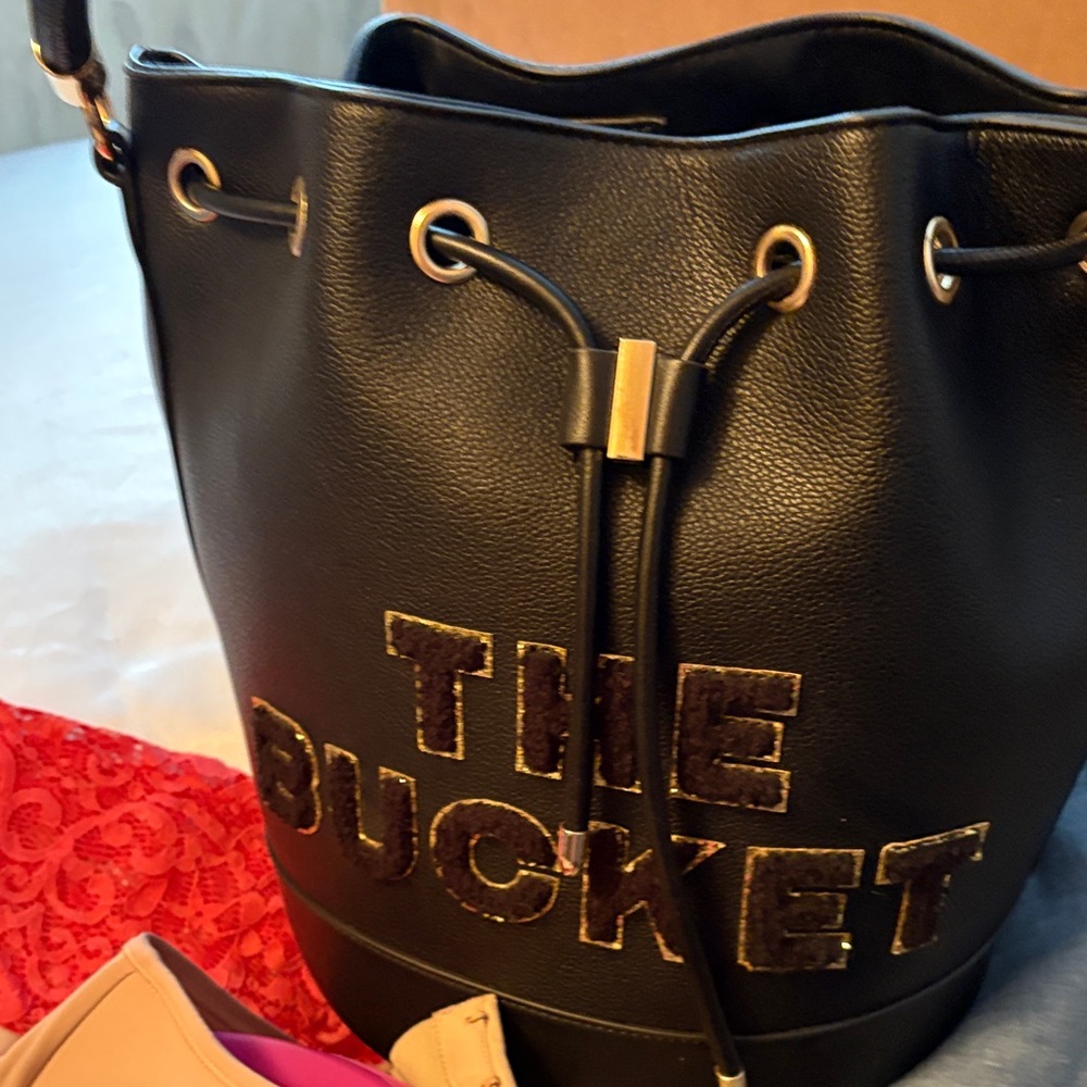 Women's Black Drawstring Bucket Bag - THE BUCKET